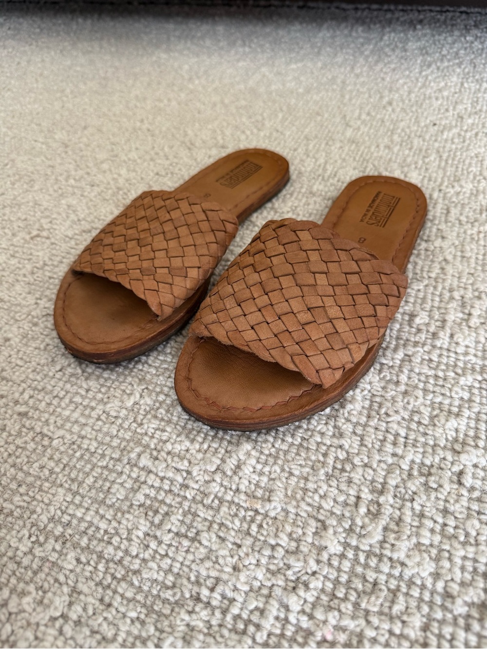 Mohinders Woven Slides